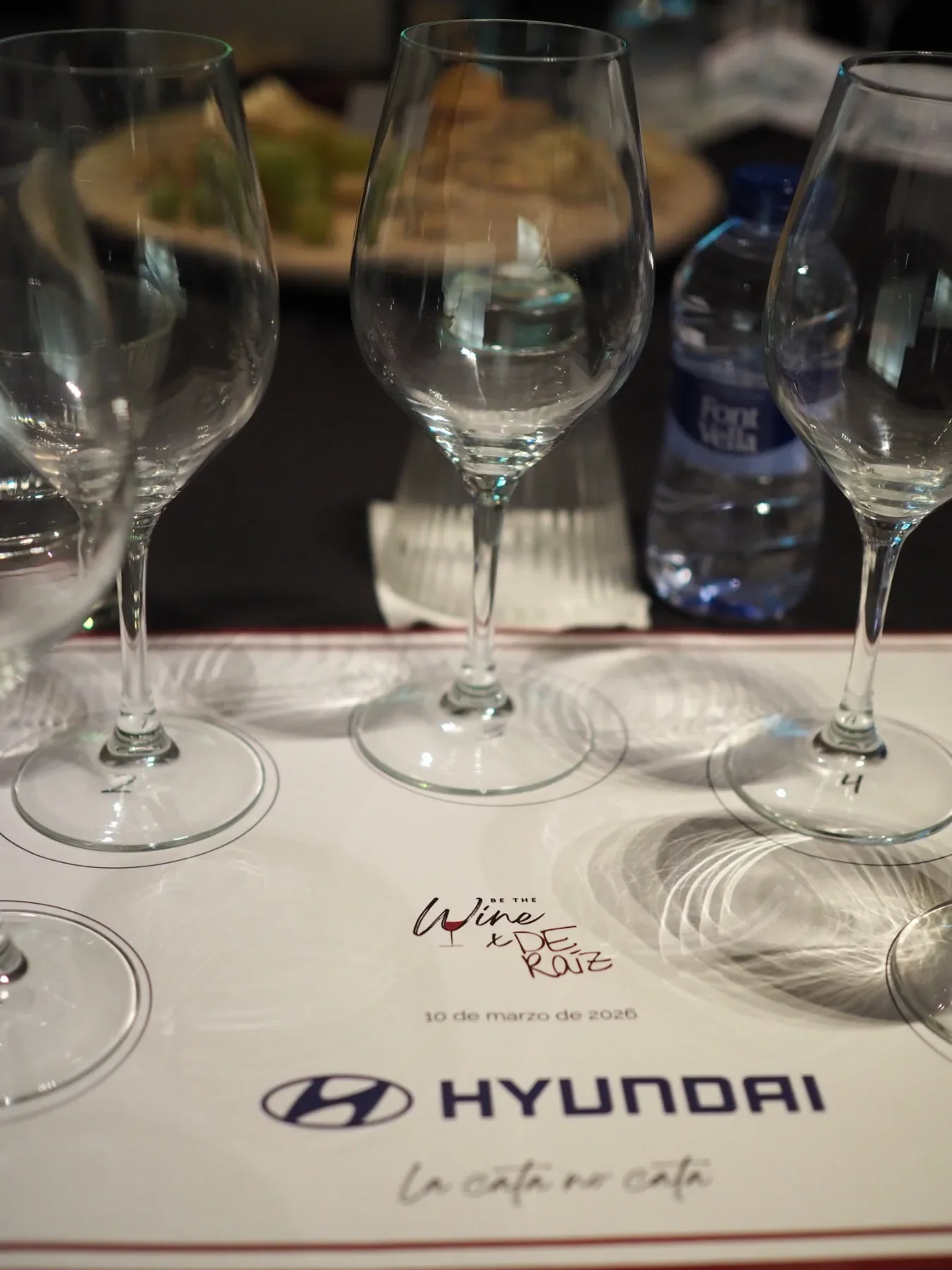 Detalle de la mesa Hyundai